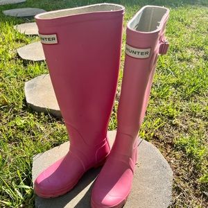 Women’s rain boots